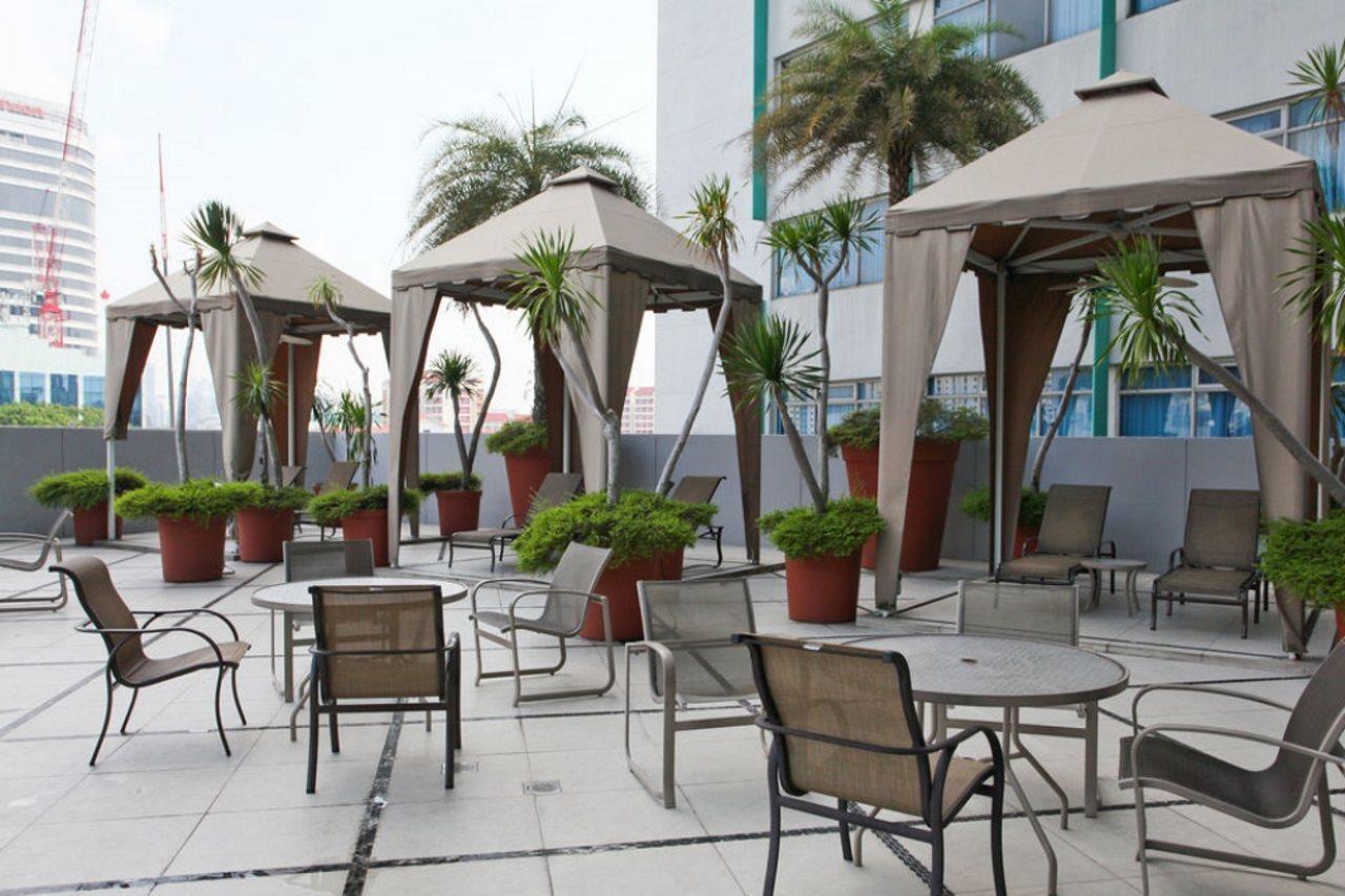 Novotel Singapore On Kitchener Esterno foto