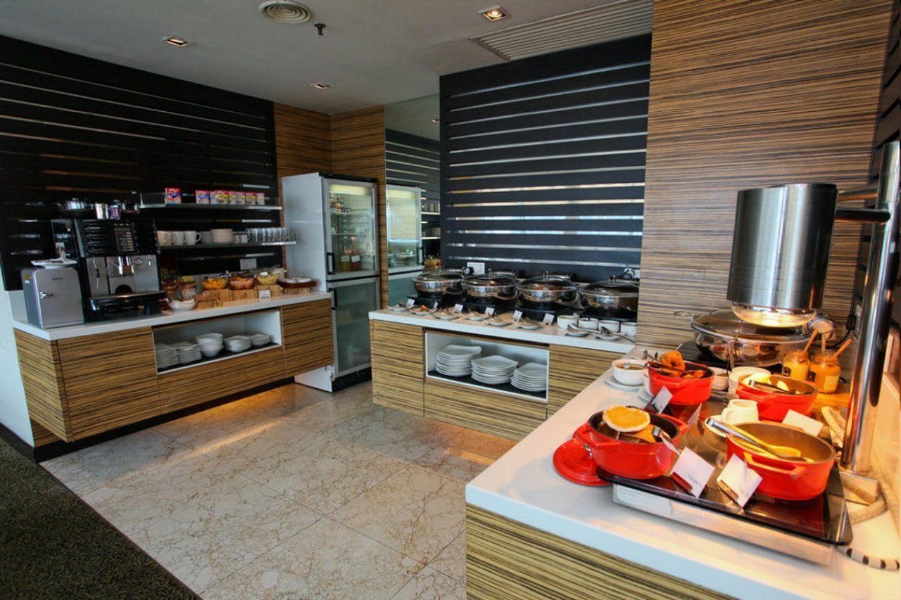 Novotel Singapore On Kitchener Esterno foto